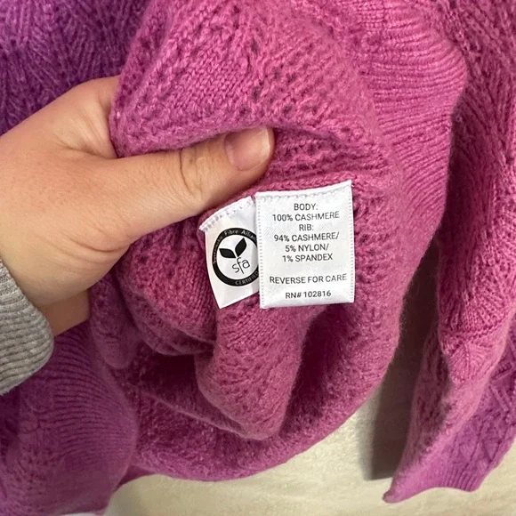 Garnet Hill Cashmere Purple Knit Cardigan sz medium - Picture 6 of 8